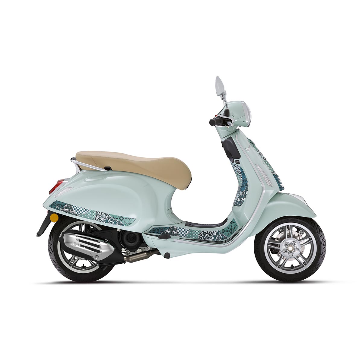 Vespa Primavera Batik 50